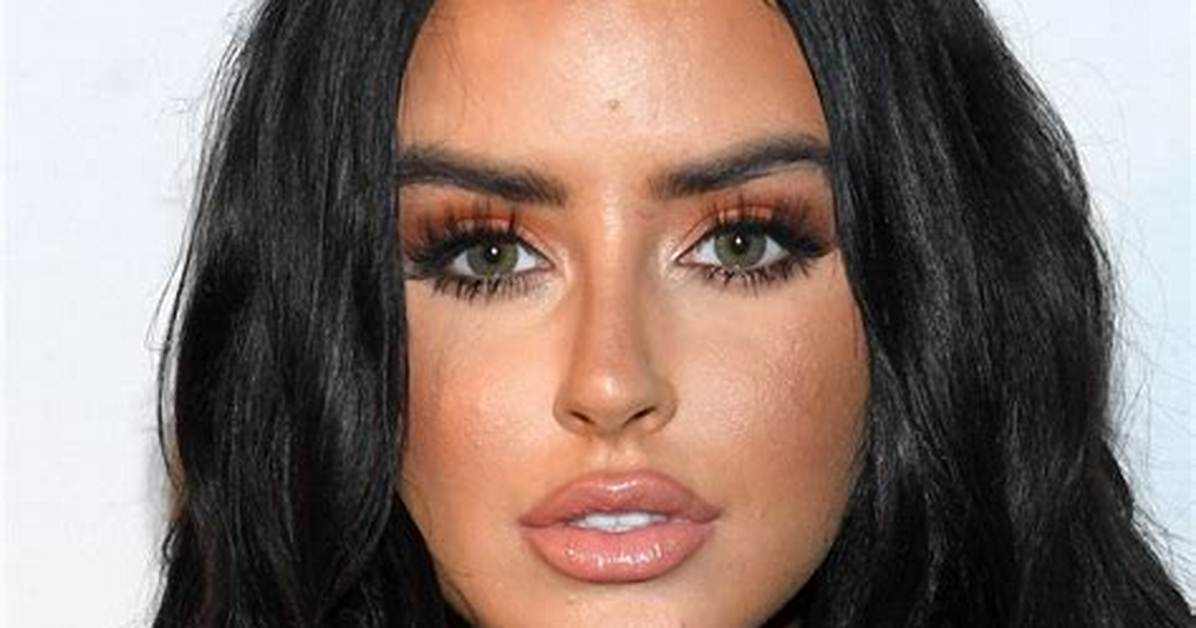 Abigail Ratchford ·