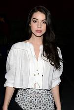 Adelaide Kane Net Worth – How Much Is Kane Worth?
