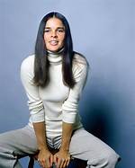 Ali Macgraw: the Iconic Actress Who Redefined Hollywood Glamour