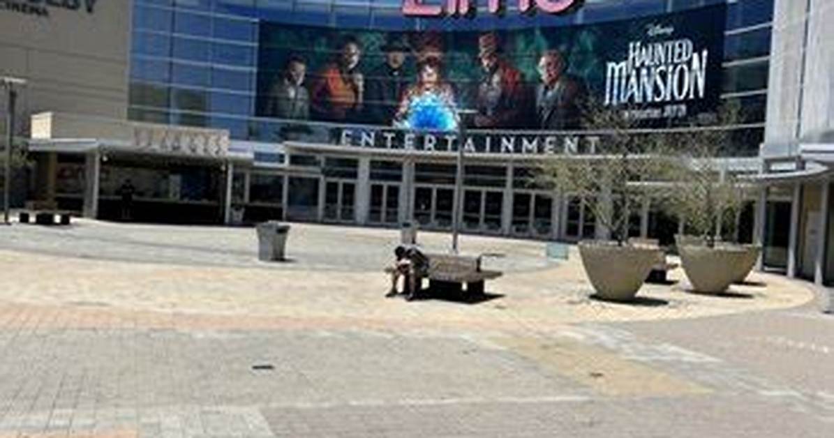 Amc Del Amo 18: the Ultimate Guide to a Premier Movie Experience