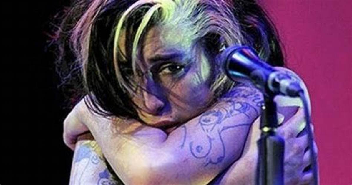 Amy Winehouse: a Tragic End Captured in Death Pictures
