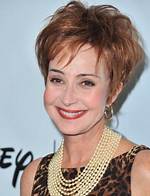 Annie Potts Net Worth – How Much Is Potts Worth?