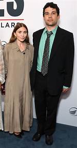 Ashley Olsen Husband Net Worth – Family Financials