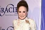 Cindy Adams Net Worth – How Much Is Cindy Adams Worth?
