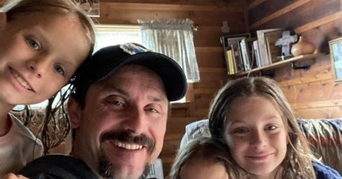 Cole Sturgis: Alaska Dad & His Daughters - Stories & Life!