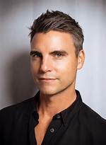 Colin Egglesfield ·