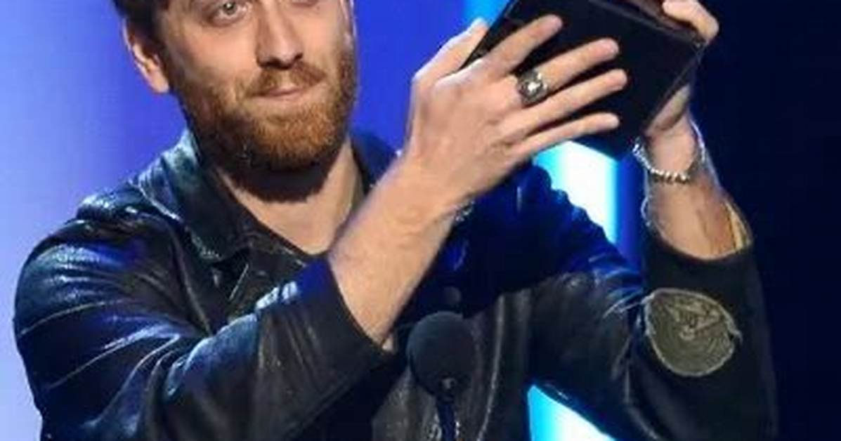 Dan Auerbach Net Worth – How Much Is Dan Auerbach Worth?