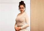Danielle Galligan Height