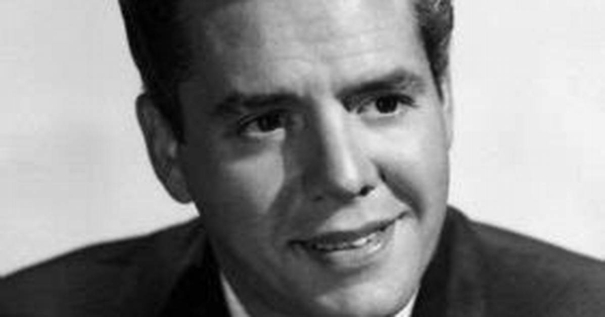 Desi Arnaz: the Pioneer of Television Comedy