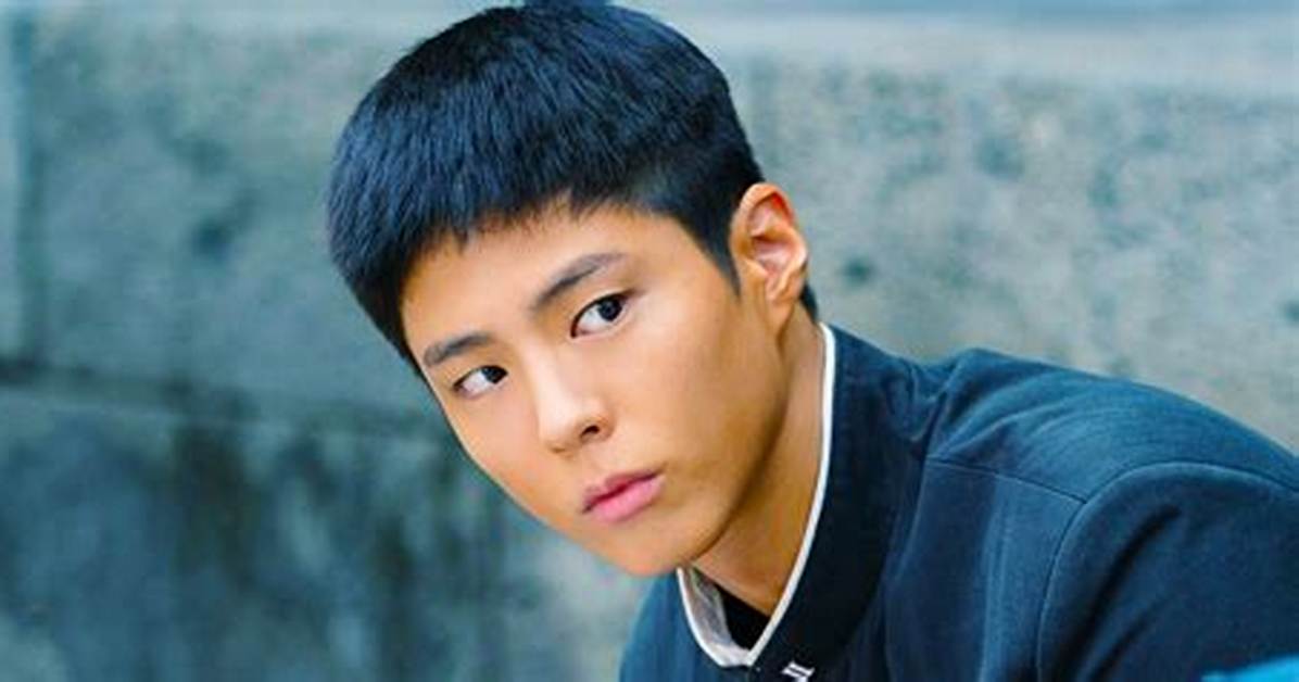 Discovering the Life of Park Bo Gum: a Comprehensive Biography