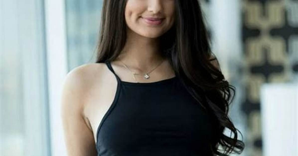 Eliza Ibarra – Adult Actress, Model | When Did She Debuted as an Adult Actress? Wiki, Age, Net Worth, Boyfriend, Height, Ethnicity