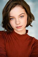 Emma Myers Born