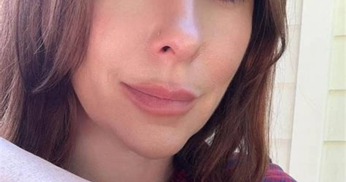 Exploring Jennifer Love Hewitt's Tattoos: a Journey Through Art and Meaning