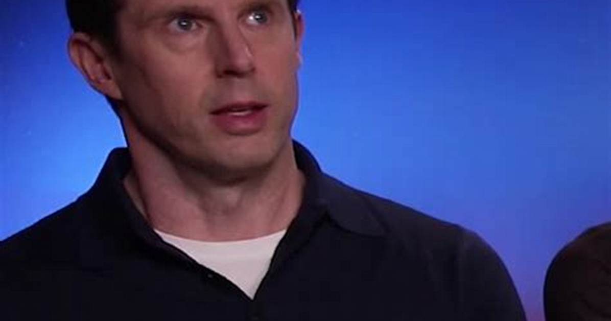 Exploring the Connection Between Christopher Reeve and Keanu Reeves