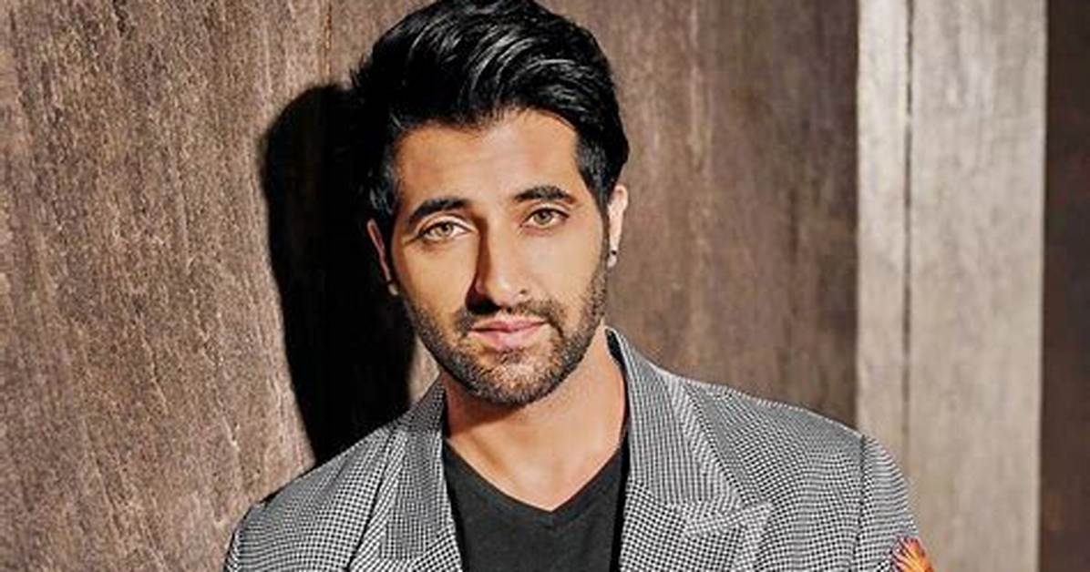 Exploring the Life of Akshay Oberoi’s Wife: an in-Depth Look