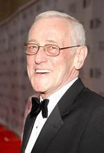 Exploring the Life of John Mahoney: a Journey Through His Career and Rumored Sexual Orientation