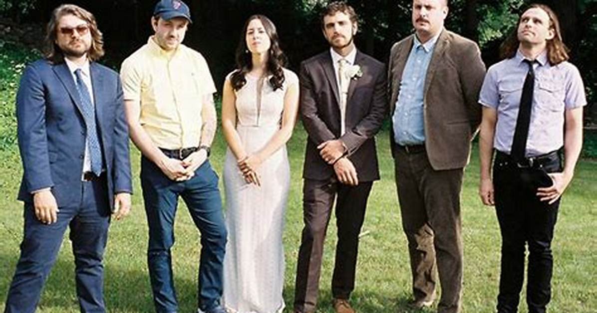 Exploring the Rise of Hotelier Band: a Journey Through Music and Passion