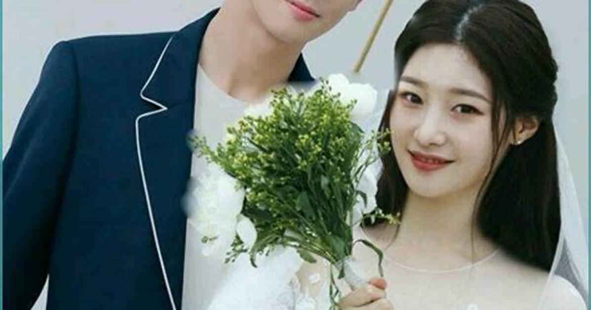 Exploring the Rumors: Is Cha Eun Woo Dating Moon Ga Young?