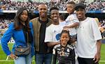 Exploring the Vinicius Junior Family: a Journey Through Love and Support