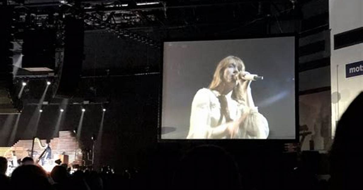 Florence Welch: the Enchanting Songstress