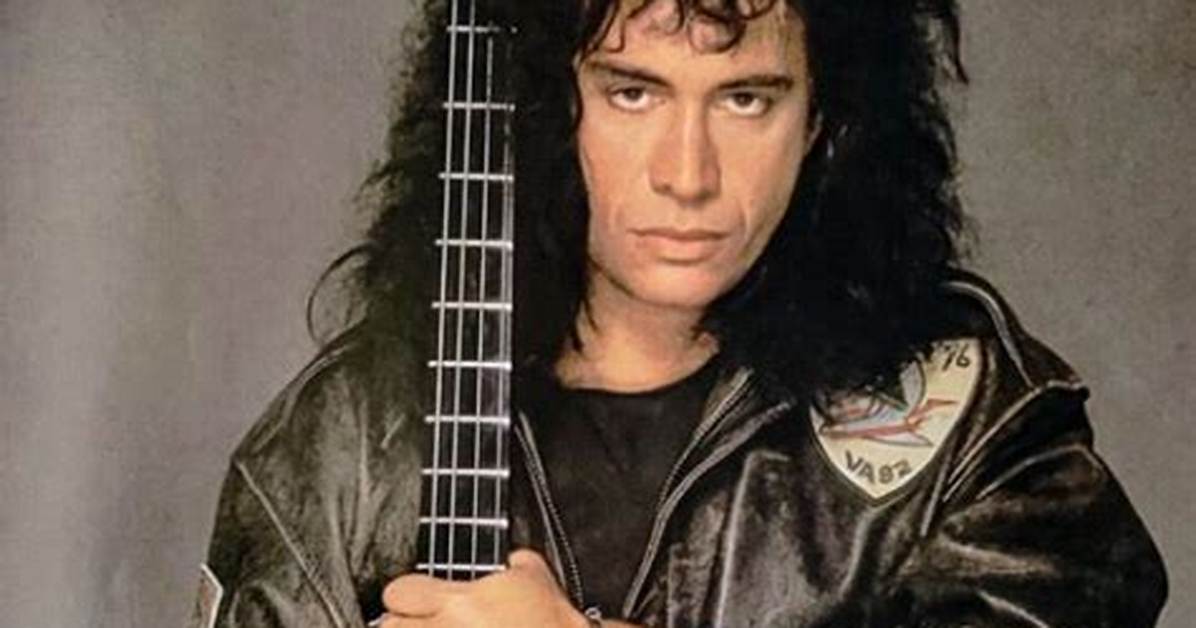 Gene Simmons Young: the Early Life and Rise to Fame of a Rock Legend