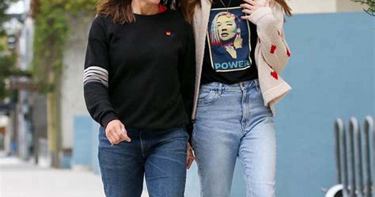 Get the Scoop: Uncovering Violet Affleck's Age