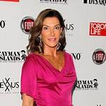 Hilary Farr Net Worth – How Much Is Farr Worth?