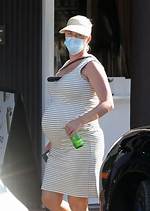 Is Katy Perry Pregnant in the New Season? Baby Bump Explained Mon 22 February 20 |