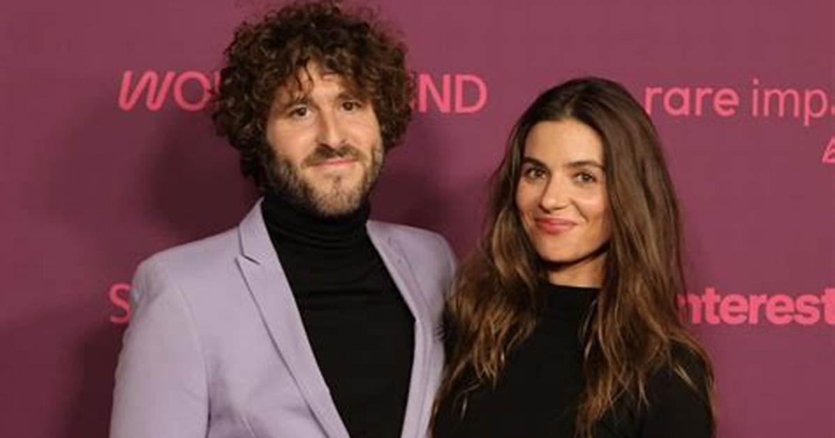 Is Lil Dicky Still Single or Married? Who Is He Dating Currently? Know About His Affairs and Relation