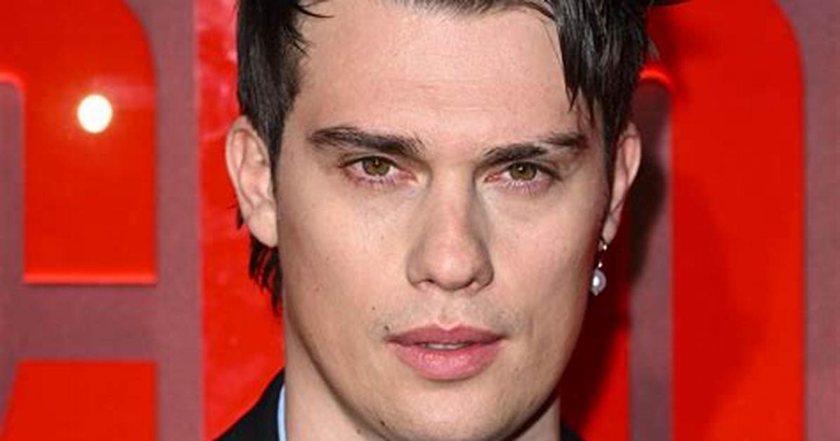 Is Nicholas Galitzine Bisexual or Queer