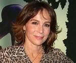 Jennifer Grey Biography - Facts, Childhood, Family Life & Achievements