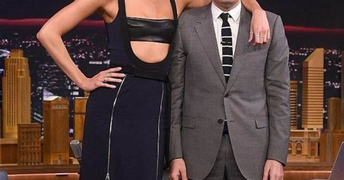 Karlie Kloss: the Impressive Height and Career of a Supermodel