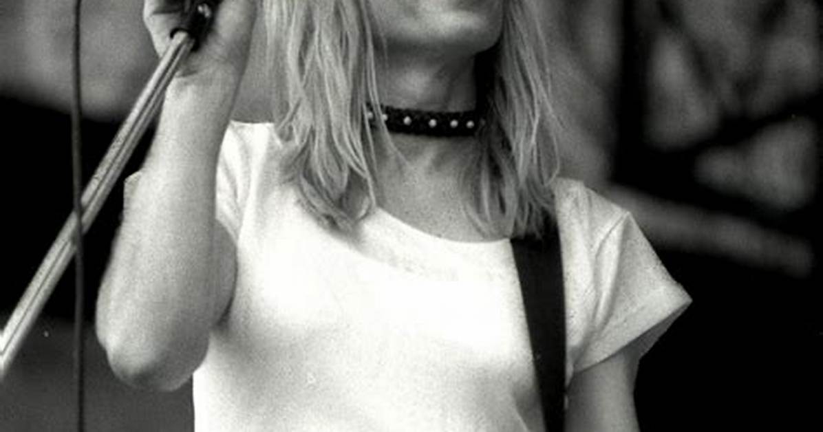 Kim Gordon: the Sonic Youth Icon Redefining Alternative Music