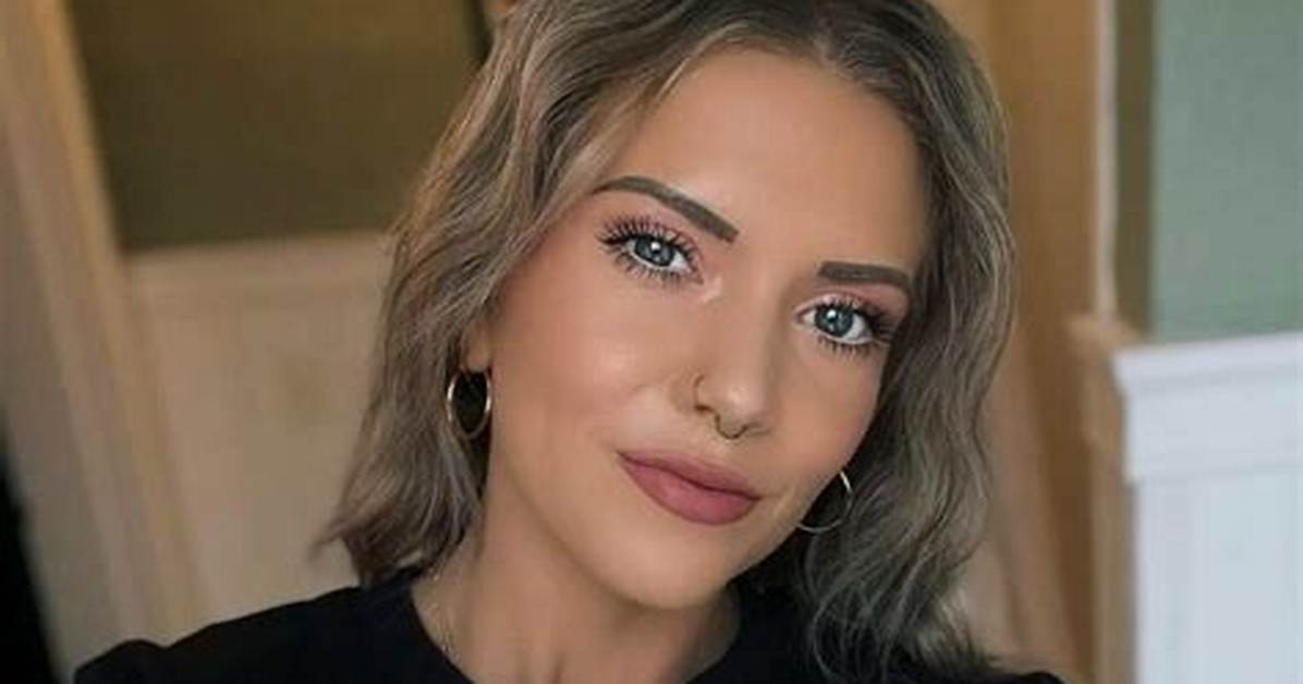 Kristin Arteaga – Hotmomma95 Height, Weight, Net Worth, Age, Birthday, Wikipedia, Who, Instagram, Biography