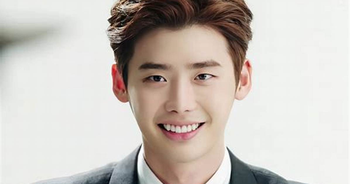 Lee Jong Suk – Biography, Age, Height, Dating, Girlfriend, Acting Career