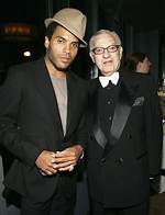 Lenny Kravitz: the Influence of His Parents on His Musical Journey