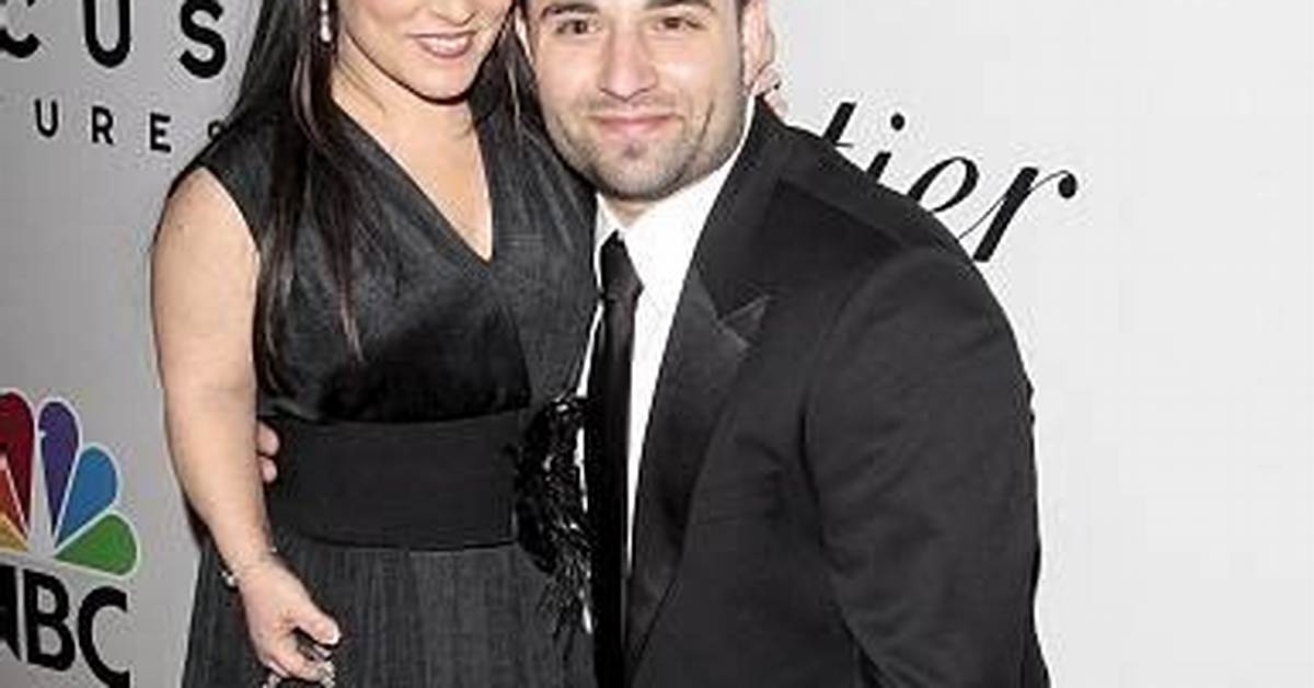 Meredith Eaton Daughter, Husband, Net Worth, Feet, Baby, Height, Bikini, Family