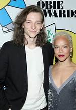 Mike Faist Height, Weight, Age, Girlfriend, Family, Facts, Biography |