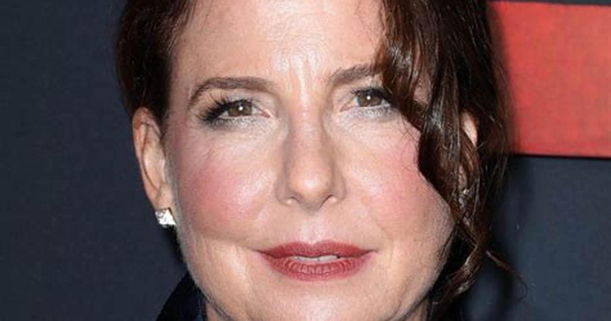 Robin Weigert: a Deep Dive into the Life and Career of the Talented Actress