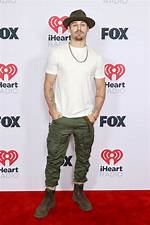 Ryan Guzman Net Worth – How Much Is Guzman Worth?