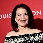 Sherry Lansing Net Worth – How Much Is Sherry Lansing Worth?