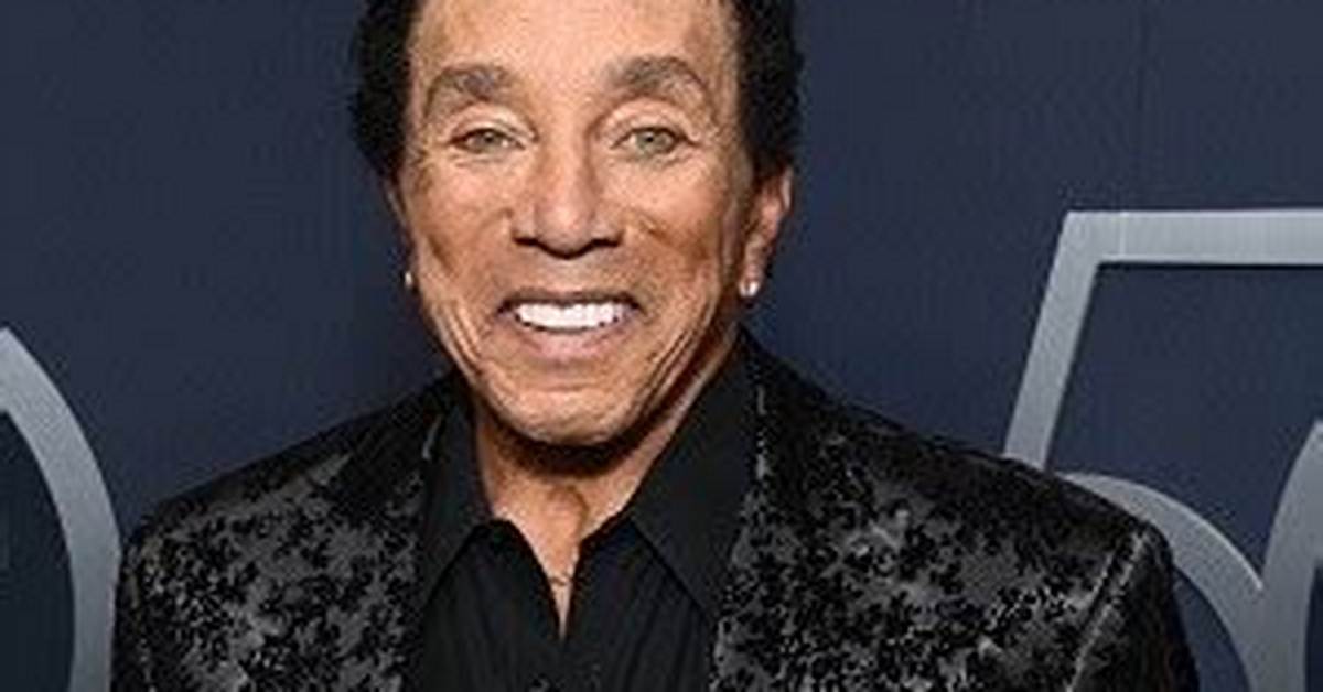 Smokey Robinson Height, Weight, Net Worth, Age, Birthday, Wikipedia, Who, Nationality, Biography