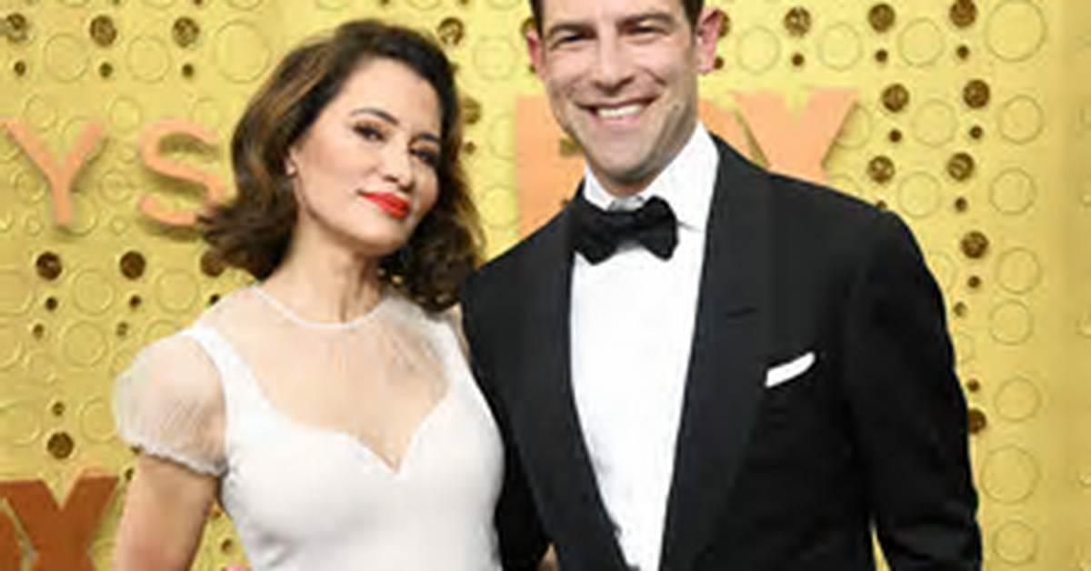 The Neighborhood: Is Max Greenfield Gay? Wife Tess Sanchez and Children