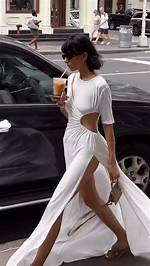 The Timeless Elegance of the Long White Skirt: a Comprehensive Guide