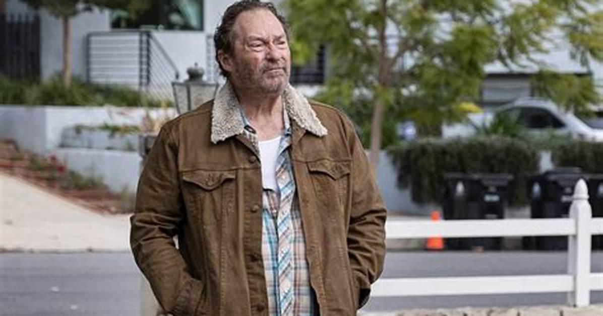 The Way Fuches Looks on Barry Has Changed. Stephen Root Wanted This?