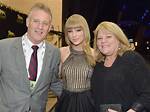 Unraveling Taylor Swift's Family: Is Taylor Swift's Parents Divorced?