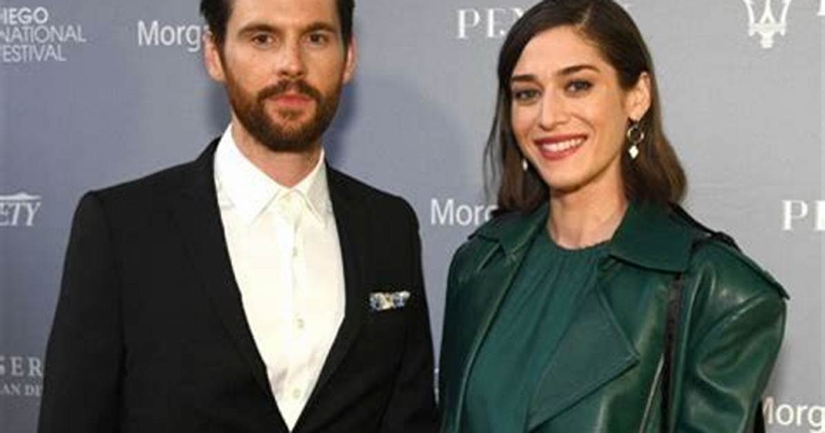 Unveiling Lizzy Caplan's Husband: Intriguing Insights and Discoveries