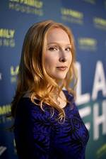 Unveiling Molly Quinn's Dimensions, Relationships, and Journey
