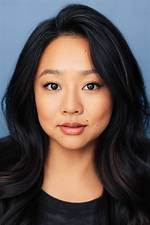 Unveiling the Age of Stephanie Hsu: a Rising Star