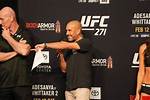 Unveiling the Height of the Ufc Icon: How Tall Is Conor Mcgregor Actually?